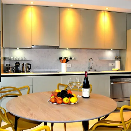 Apartment 3b - 19 Rue Des Etats Unis *